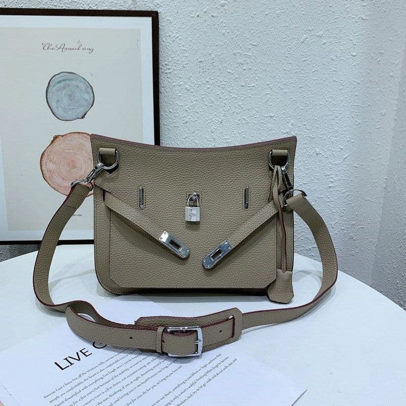 image-New Genuine Leather European And American Style First Layer Cowhide Messenger Bag