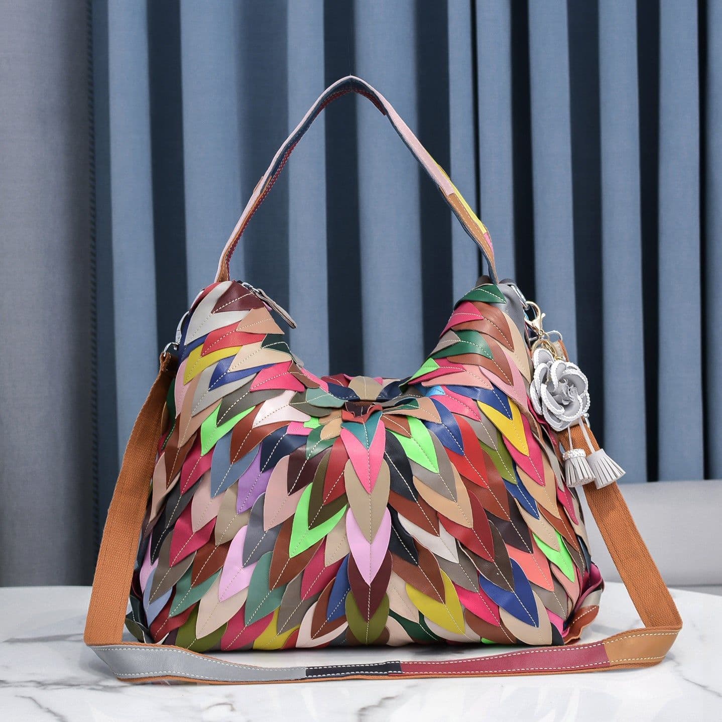 image-Women's Fashion Large Capacity Soft Leather Leaf Stitching Shoulder Bag