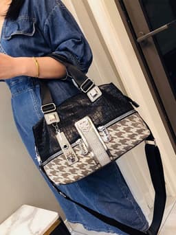 image-Female Houndstooth Contrast Color Large-capacity Crossbody Bag