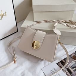 image-Fashionable And Versatile Crossbody Bag For Women