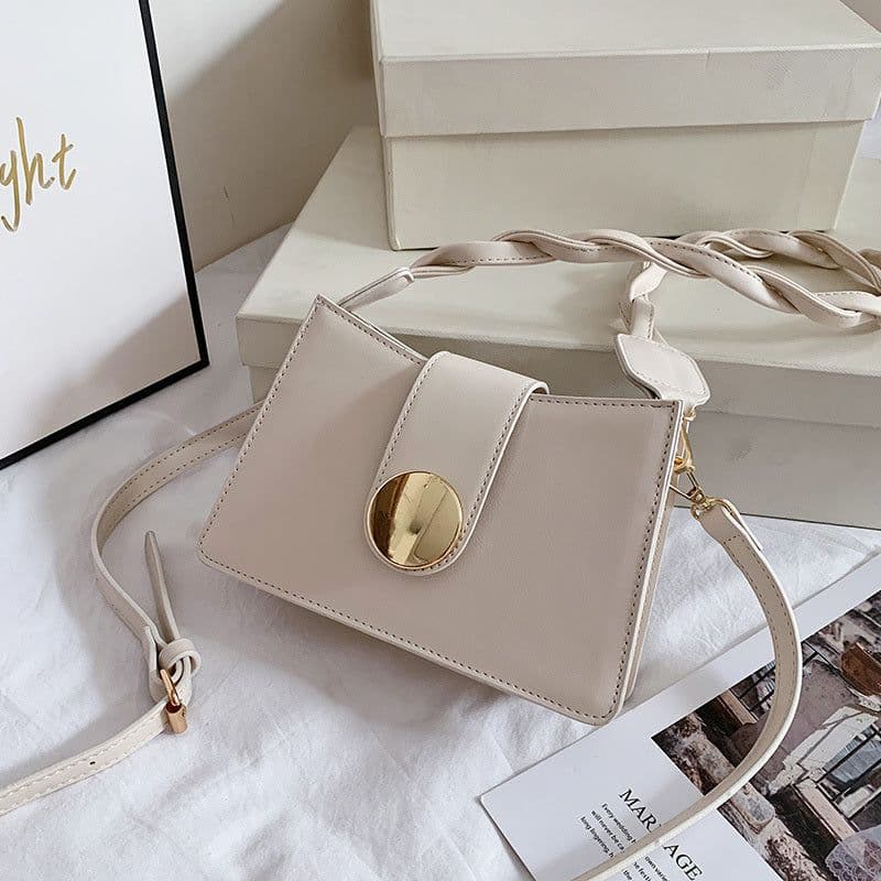 image-Fashionable And Versatile Crossbody Bag For Women