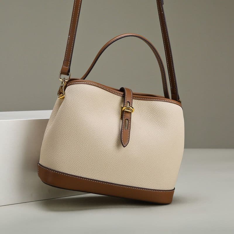 image-Lychee Pattern Large Capacity Contrast Color Single Shoulder Messenger Bag
