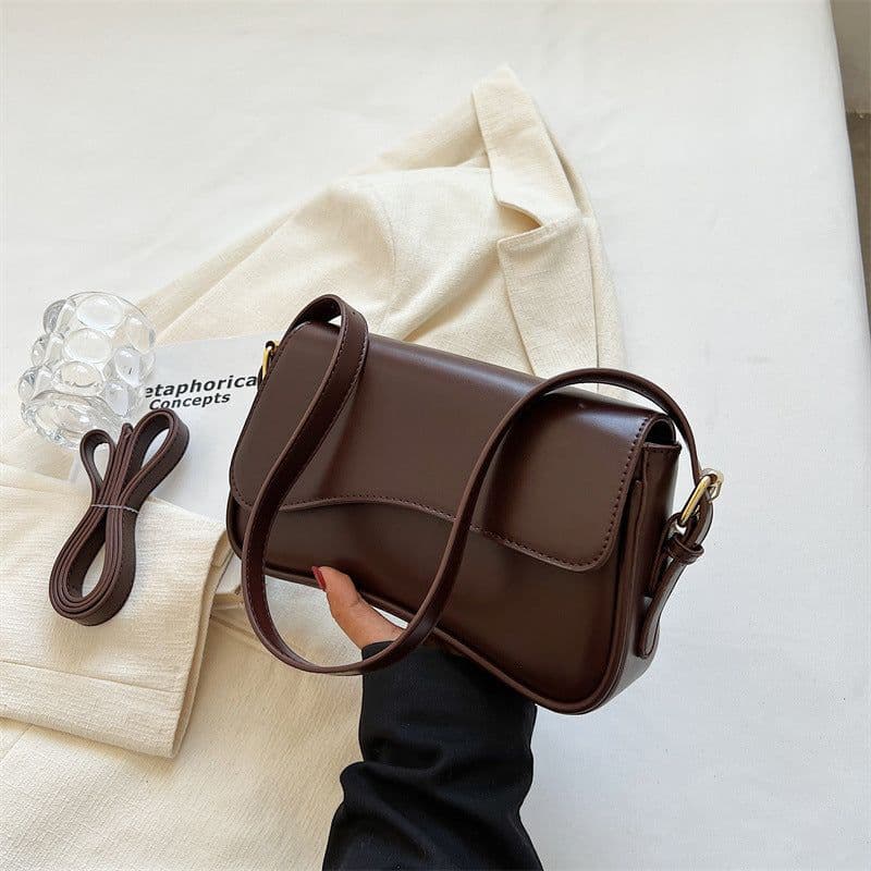 image-Fashion Simple New Flip Magnetic Buckle Shoulder Bag