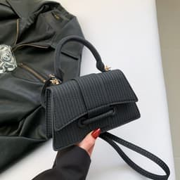 image-French Fashion Casual Simple Western Style Simple Fashion Shoulder Messenger Bag