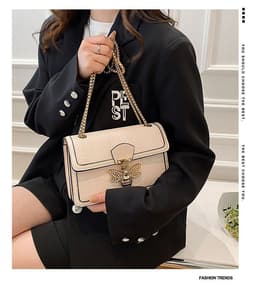 image-Fashionable Stylish Chain Shoulder Trendy Retro Messenger Bag