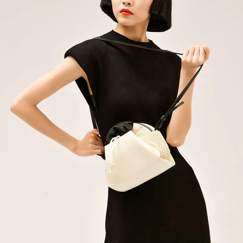 image-Women's Crossbody Shell Fashion Bag