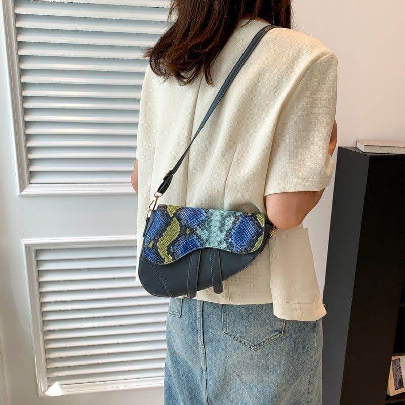 image-Women's Shoulder Bag Casual Western Style Saddle Bag