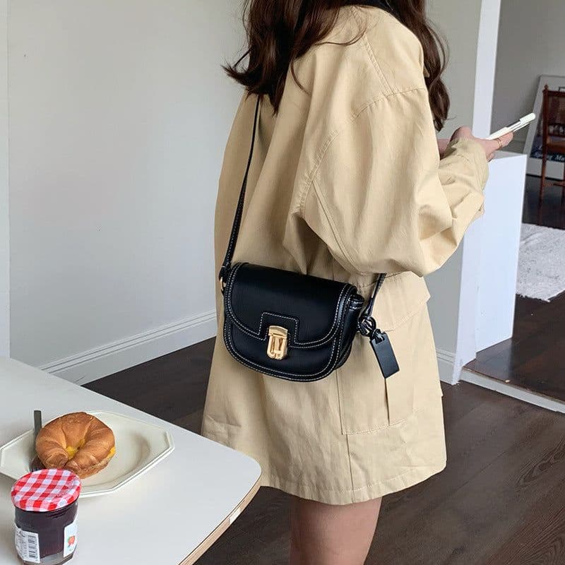 image-Saddle Bag Fashion One-shoulder Crossbody Bag Commuter Bag