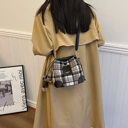 image-Simple Fashion Bucket Bags One Shoulder Retro Crossbody Bag
