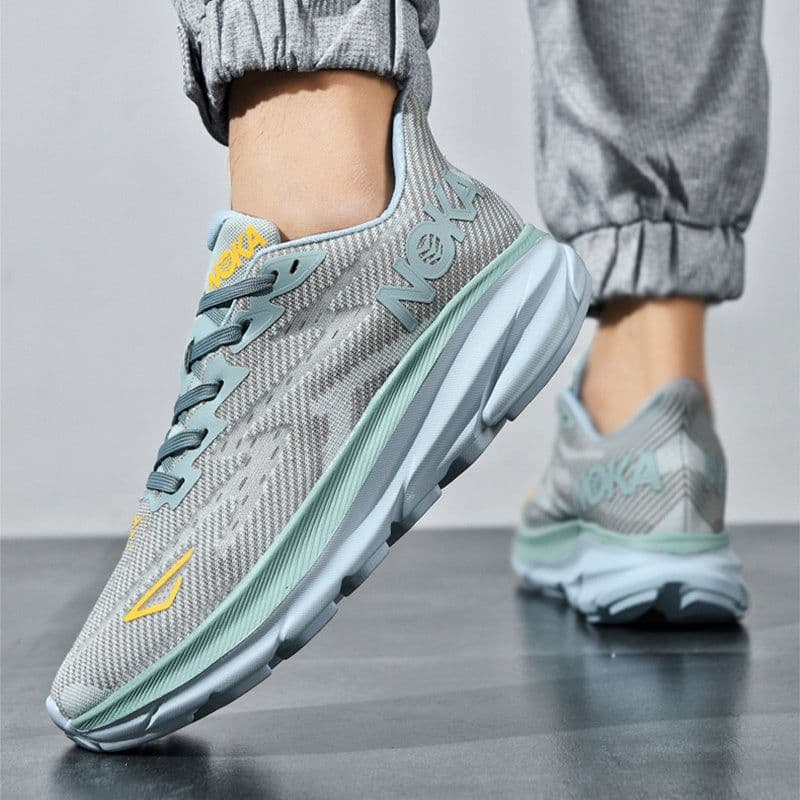 image-Fashion Lace-up Mesh Sneakers Men Lightweight Shock Absorption Training Shoes Soft-sole Running Sports Shoes