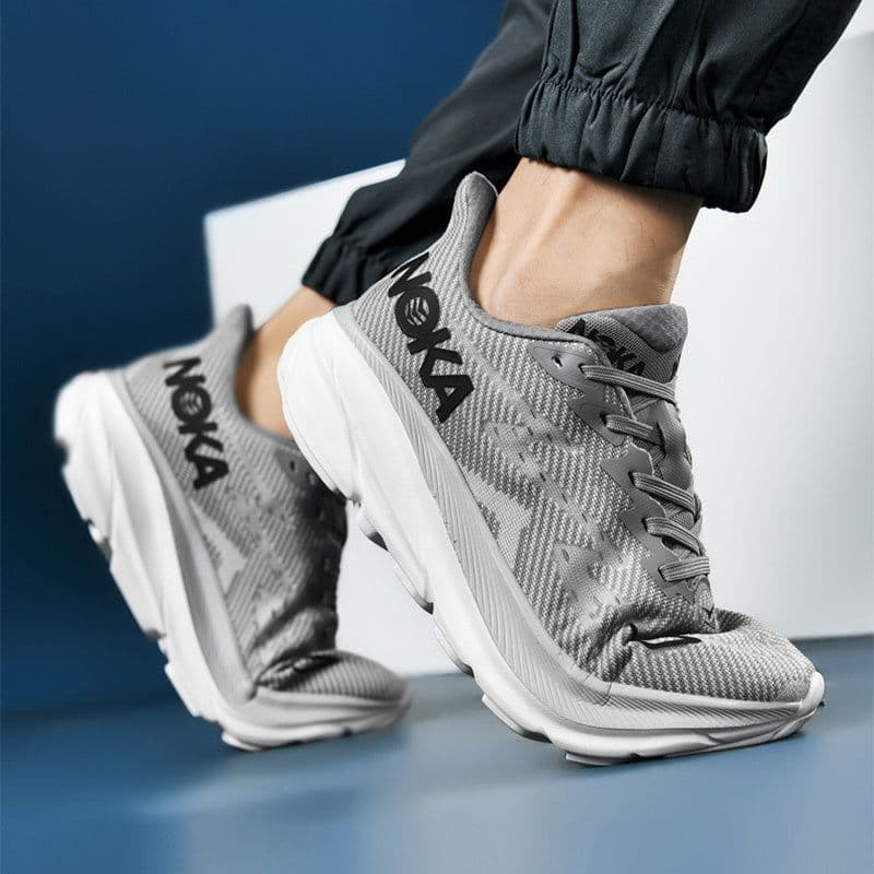 image-Fashion Lace-up Mesh Sneakers Men Lightweight Shock Absorption Training Shoes Soft-sole Running Sports Shoes