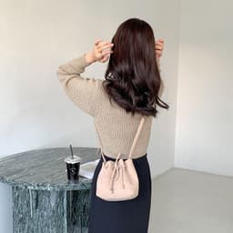 image-Women's Drawstring Bag Drawstring Mini Bucket Bag Special-interest Design Shoulder Bag