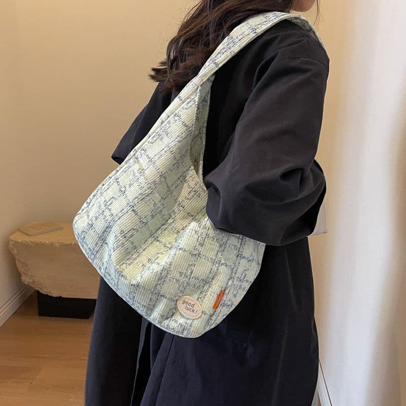 image-Large Capacity Women's Knitted Woven Bag