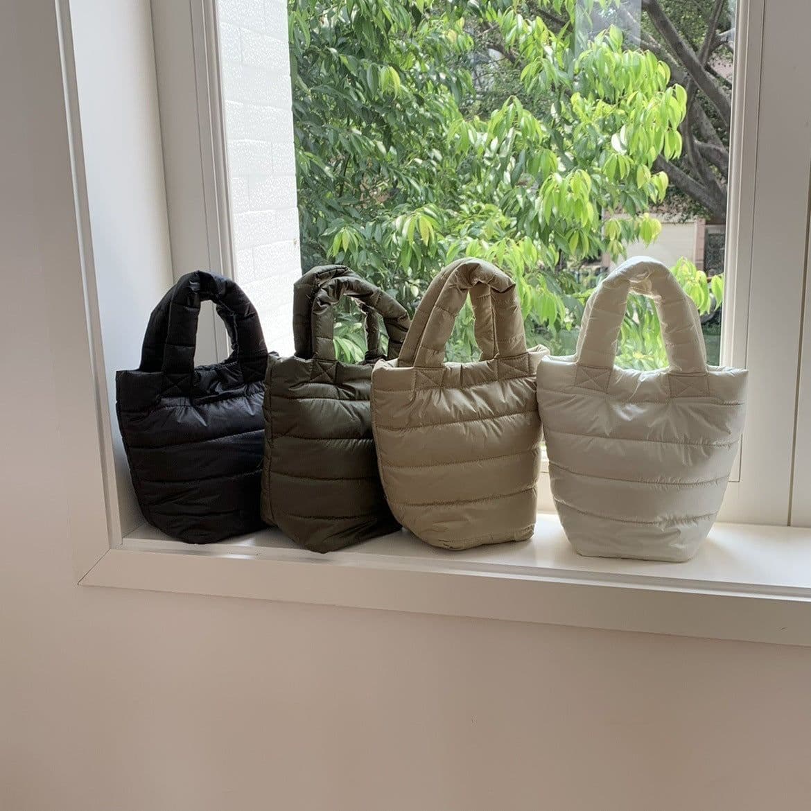 image-Autumn And Winter Cotton Filling Soft Handbag