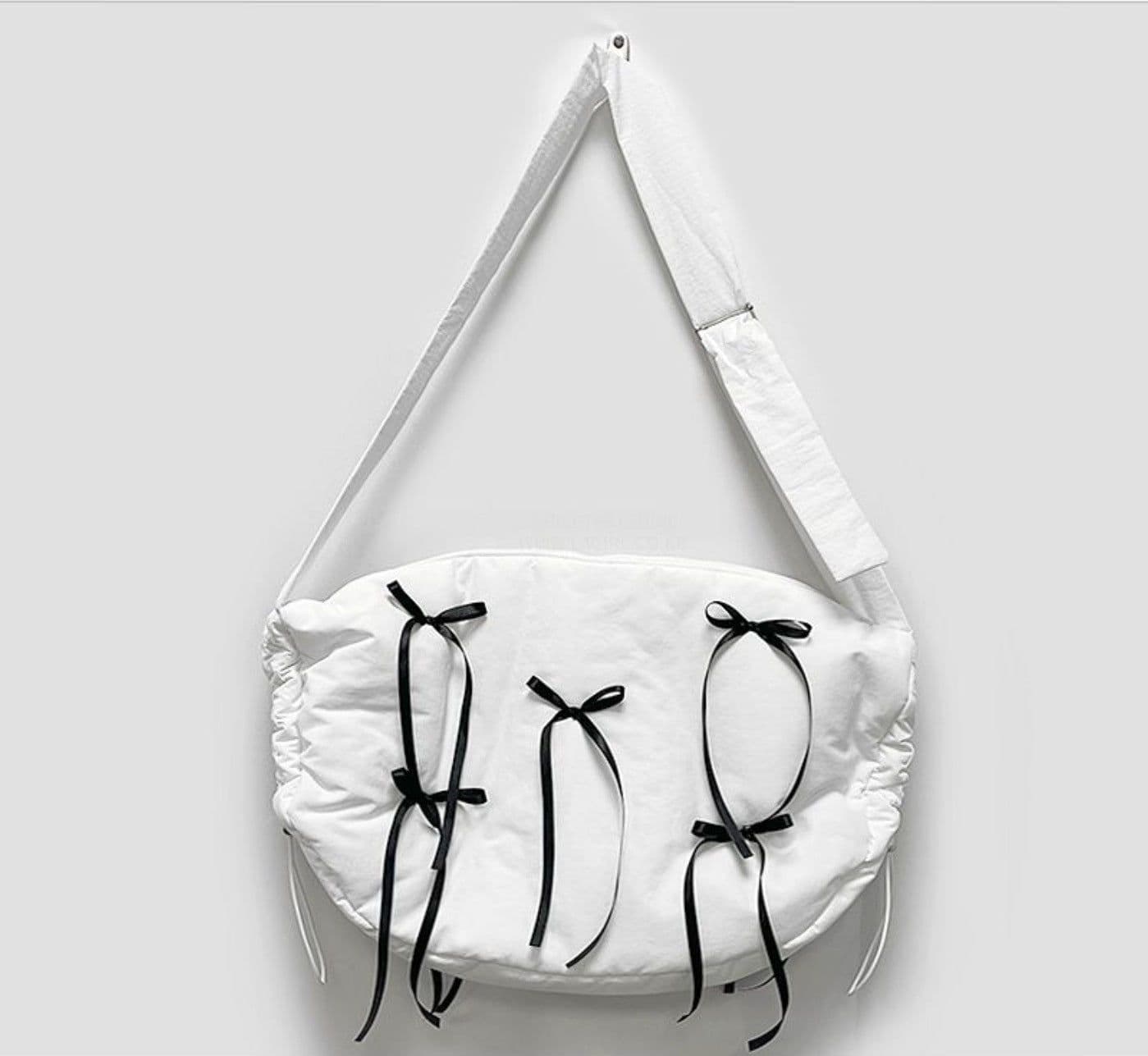 image-Bowknot Cotton-padded One-shoulder Women's Corssbody Bag
