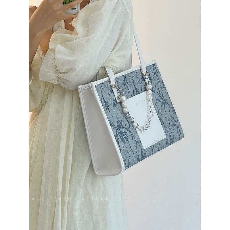 image-Sea Salt Blue Figured Cloth Large Capacity Commuter Tote