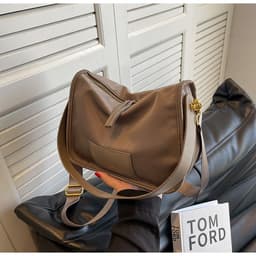image-Large Capacity New Fashionable And Versatile Single Shoulder Crossbody Bag
