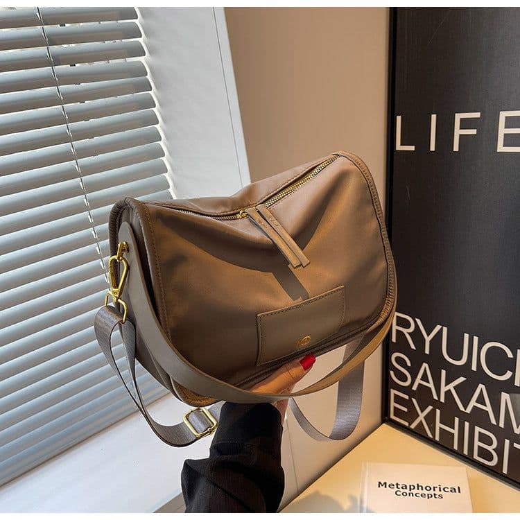 image-Large Capacity New Fashionable And Versatile Single Shoulder Crossbody Bag