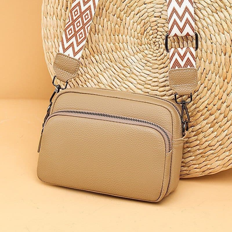 image-Women's Fashion Litchi Pattern Cattle Leather Bag