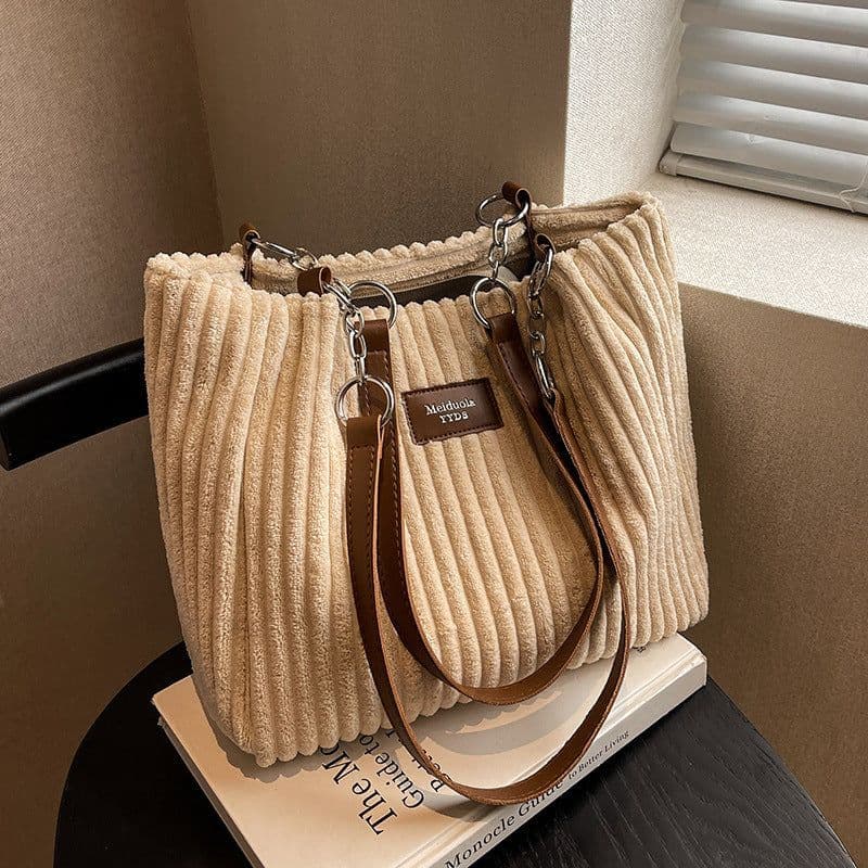 image-Large Capacity New Autumn And Winter Wild Shoulder Bag