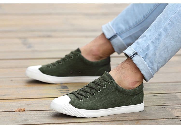 image-Low-top Lace-up Flat Four Seasons Solid Color Men's Canvas Shoes