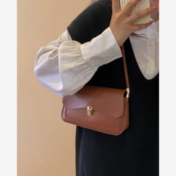 image-One Shoulder Solid Color Simple Bag Women