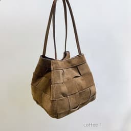 image-Women's Autumn And Winter Cowhide Vintage Weave Portable Shoulder Bag