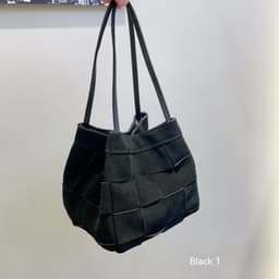 image-Women's Autumn And Winter Cowhide Vintage Weave Portable Shoulder Bag