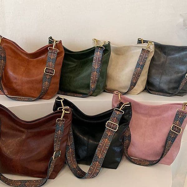 image-Retro Shoulder Messenger Bag Large Capacity Commuter Women's Bucket Bag