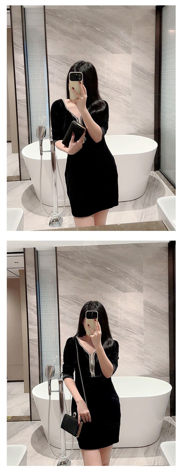 image-Fashion Rhinestone Ring Shiny Wallet