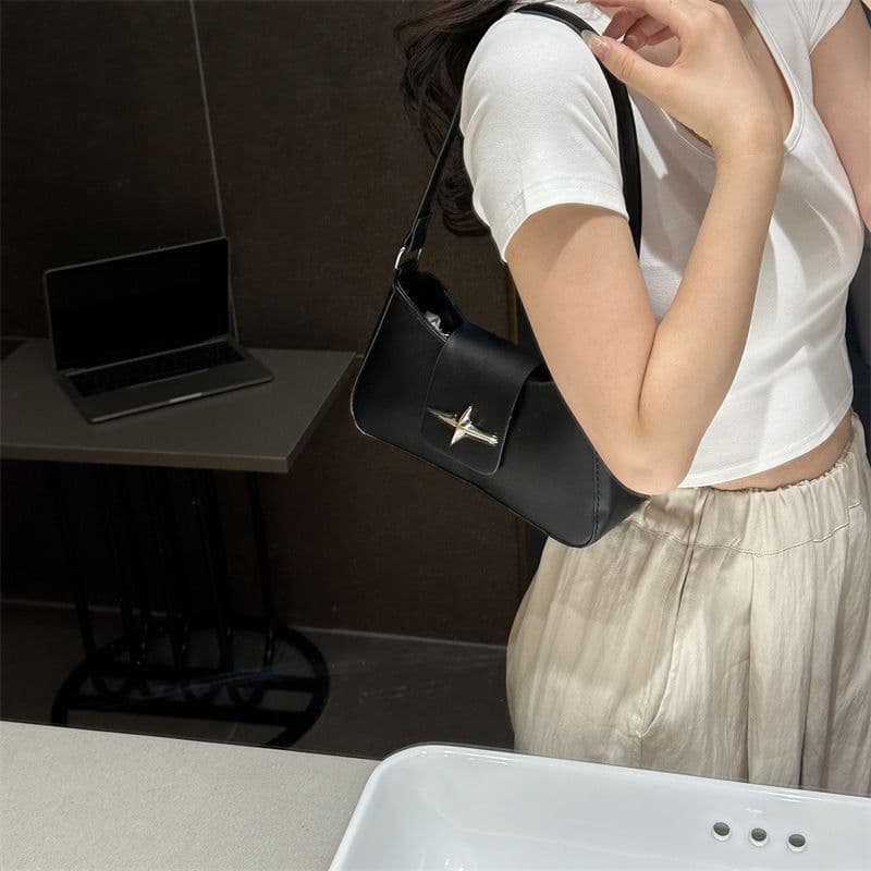 image-All-match Hot Girl Advanced Shoulder Messenger Baguette Bag