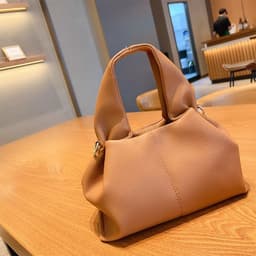 image-Solid Color Lunch Box European And American Fashion Portable Shoulder Messenger Bag