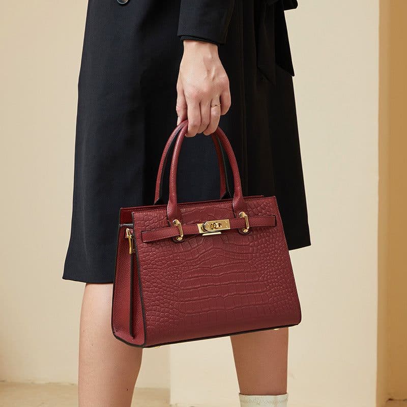 image-Summer Fashion Large Capacity Handbag