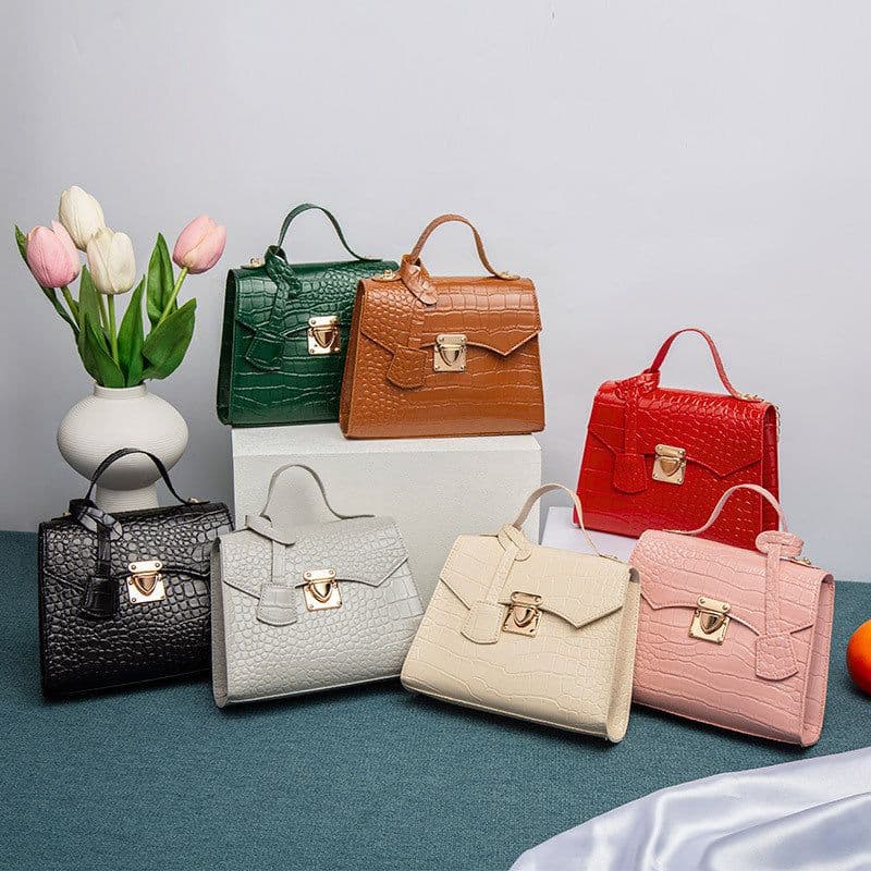 image-Street Fashion PU Crocodile Pattern Women's Handbag