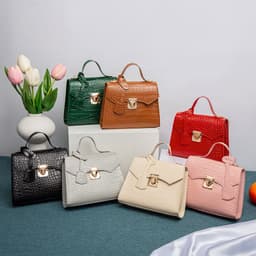 image-Street Fashion PU Crocodile Pattern Women's Handbag