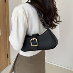 image-New Young Lady Underarm Bag Fashion All-match Baguette Bag