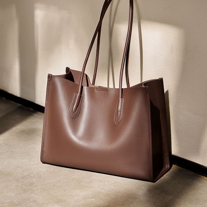 image-Fashionable High-grade Leather Women's Bag