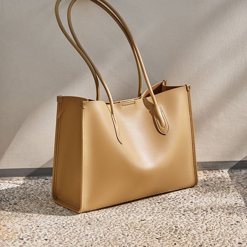 image-Fashionable High-grade Leather Women's Bag