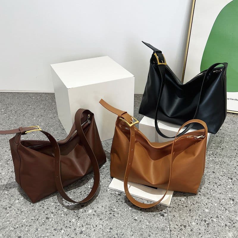 image-Large-capacity Shoulder Bag Women's Underarm Bag Retro Texture Totes Bag Fashion Casual Commuter Bags