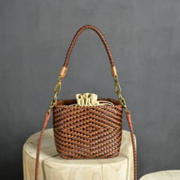 image-Women's Cowhide Weave Vintage Handbag