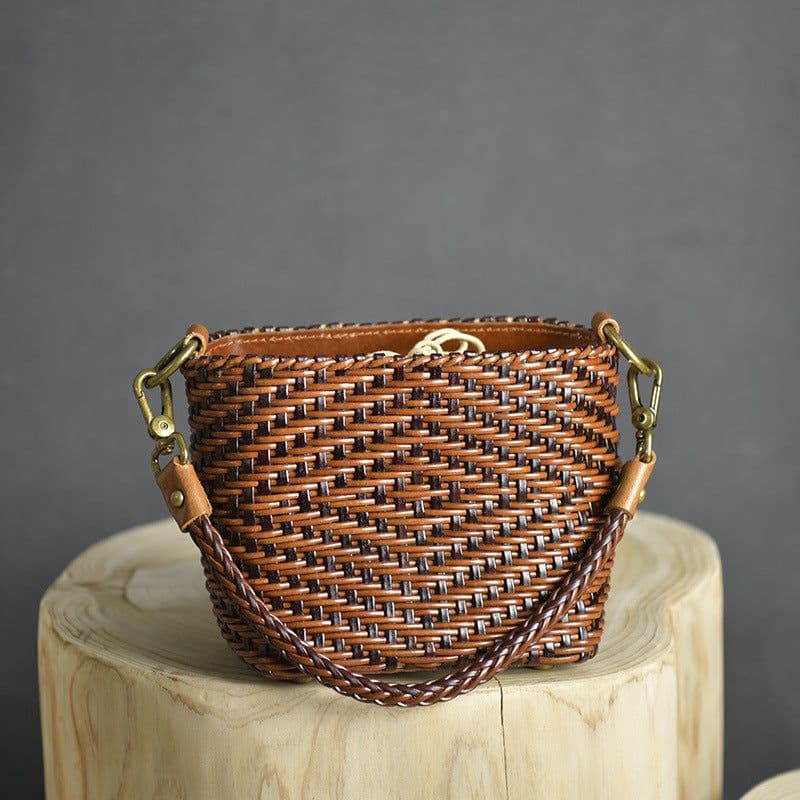 image-Women's Cowhide Weave Vintage Handbag