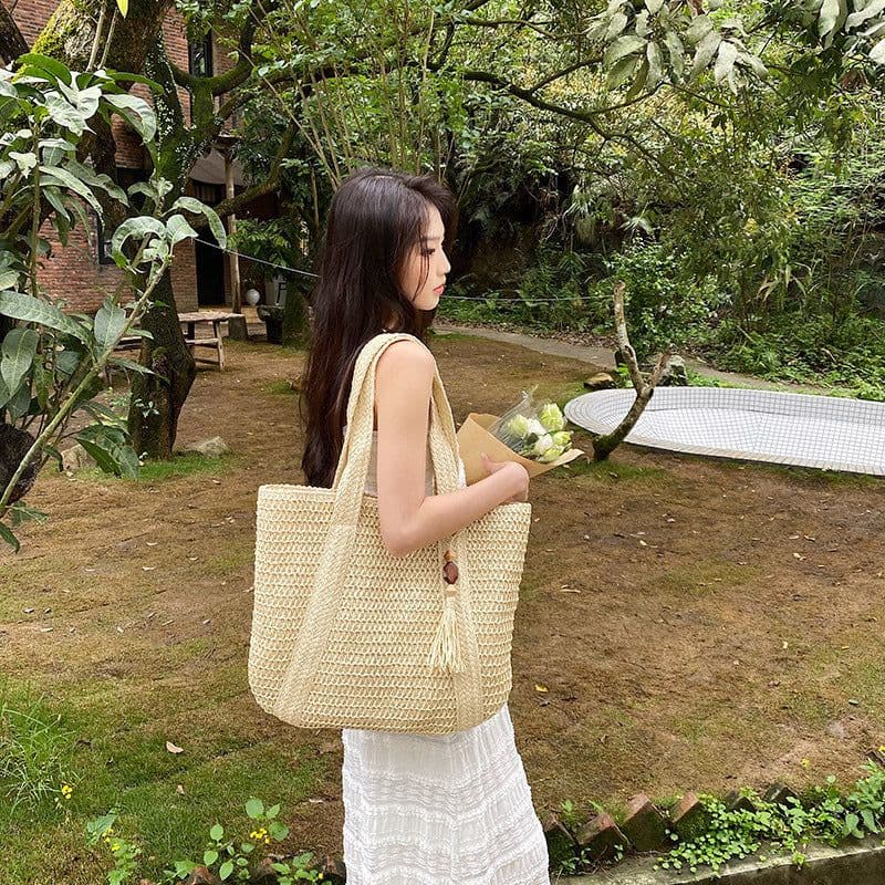 image-Fashion Shoulder Paper String Straw Mahogany Pendant Casual Beach Women's Bag