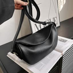 image-Women's Fashionable All-match Retro Crossbody Shoulder Bag