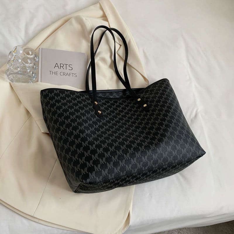 image-Women's Shoulder Bag Large Capacity Commuter's All-matching Tote Bag