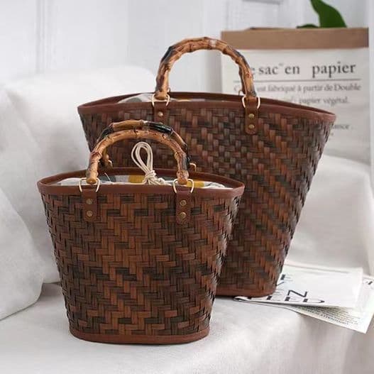 image-Vintage Hand-woven Acrylic Handle Women's Woven Tote