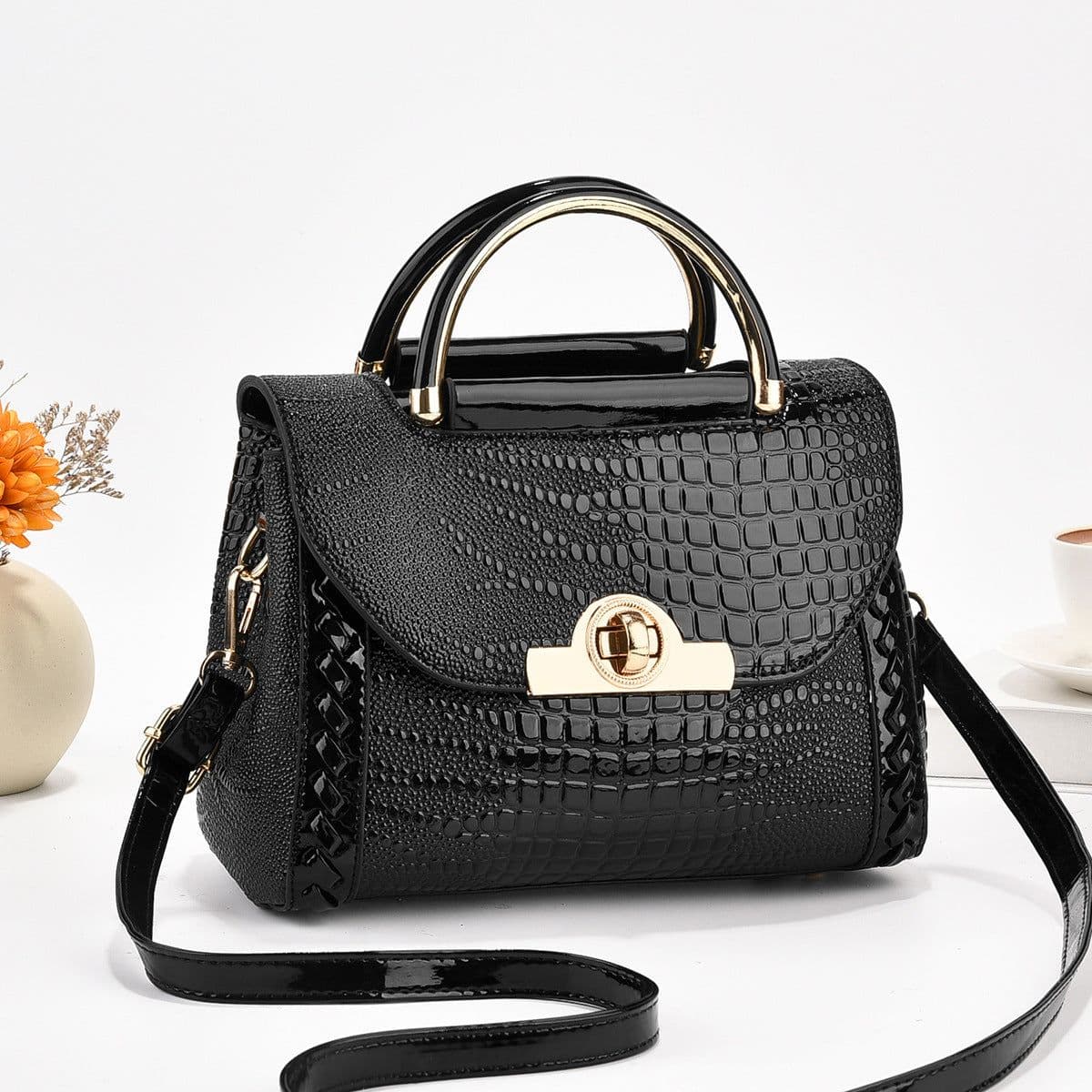 image-Women's Small Square Fashion Shoulder Crossbody Bag