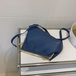 image-All-match Messenger Bag Irregular Niche Textured One-shoulder Bag