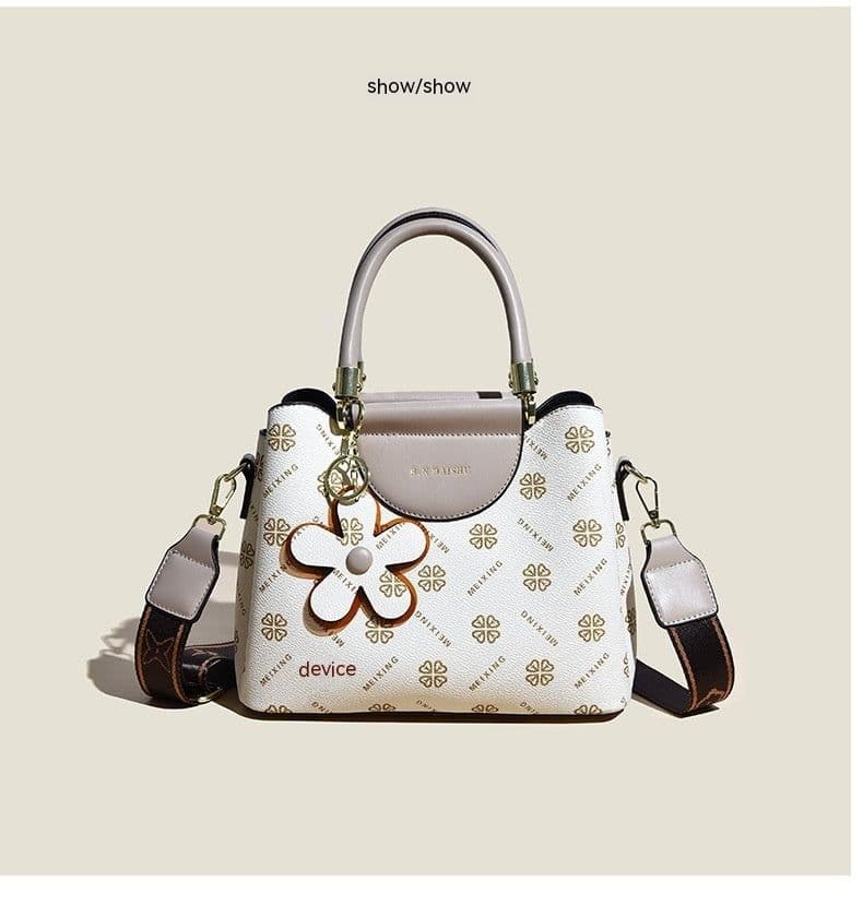 image-Retro Fashion Large Capacity Crossbody Shoulder Bag