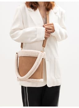 image-Women's Autumn And Winter Plush PU Leather Bucket Bag