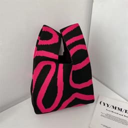 image-Fashionable And Minimalist Line Shoulder Bag